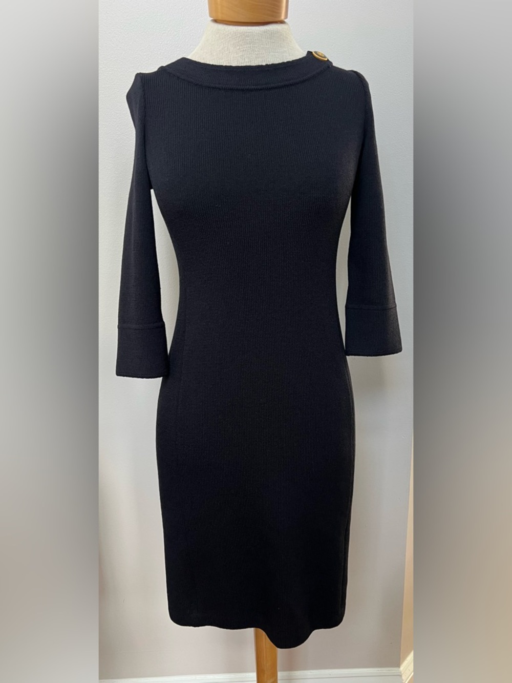 St. John Collection Black Knit Dress 3/4 Sleeve Gold Button Shoulder Sheath Sz 2